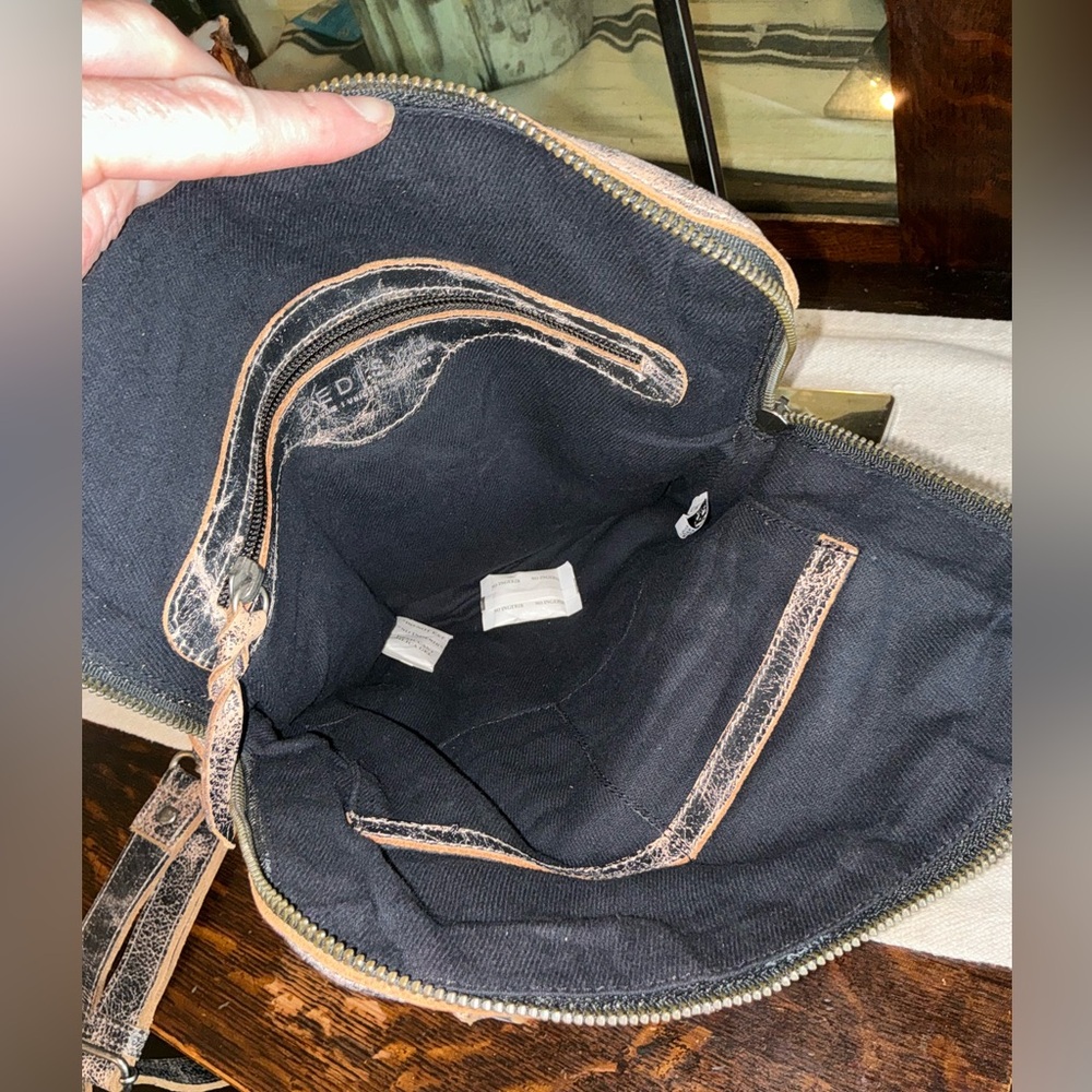 NWOT Bed Stu Leather Aiken 2 Way Crossbody Bag Black Rustic Retail $265 - Picture 12 of 13